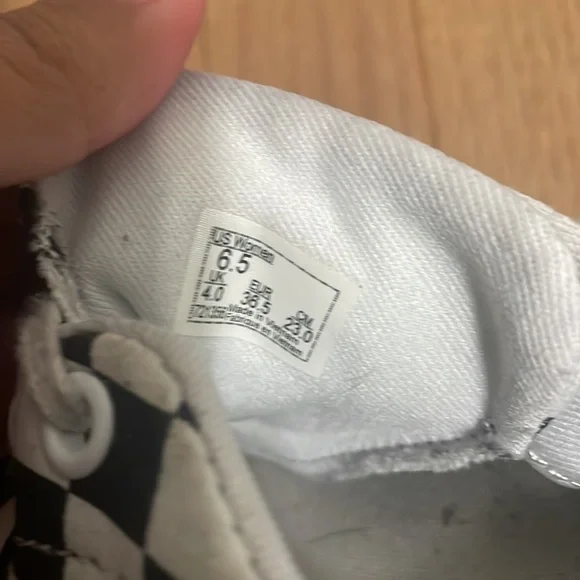 Checkered Vans - Picture 3 of 4